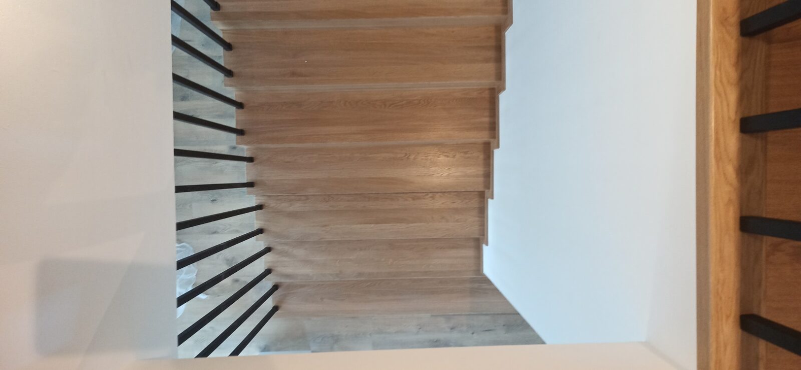 schody wykonane z drewna